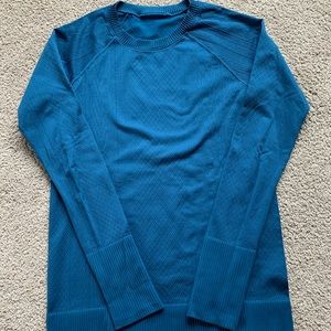 Lululemon sweater top